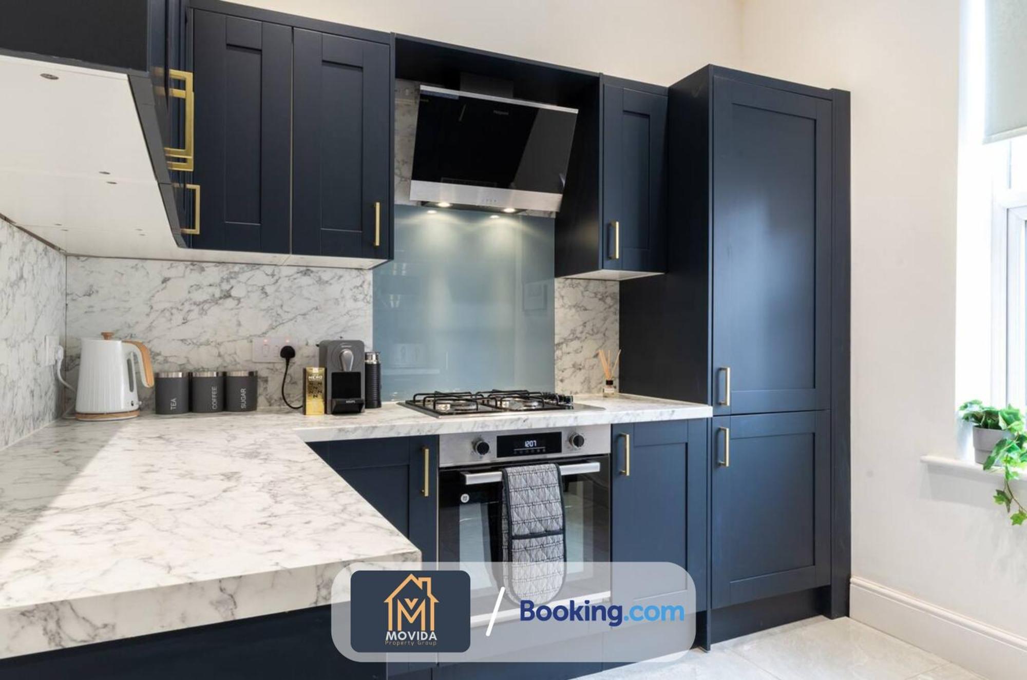 Central Elegant Three Bed Duplex By Movida Property Group Short Lets & Serviced Accommodation Harrogate Exteriör bild