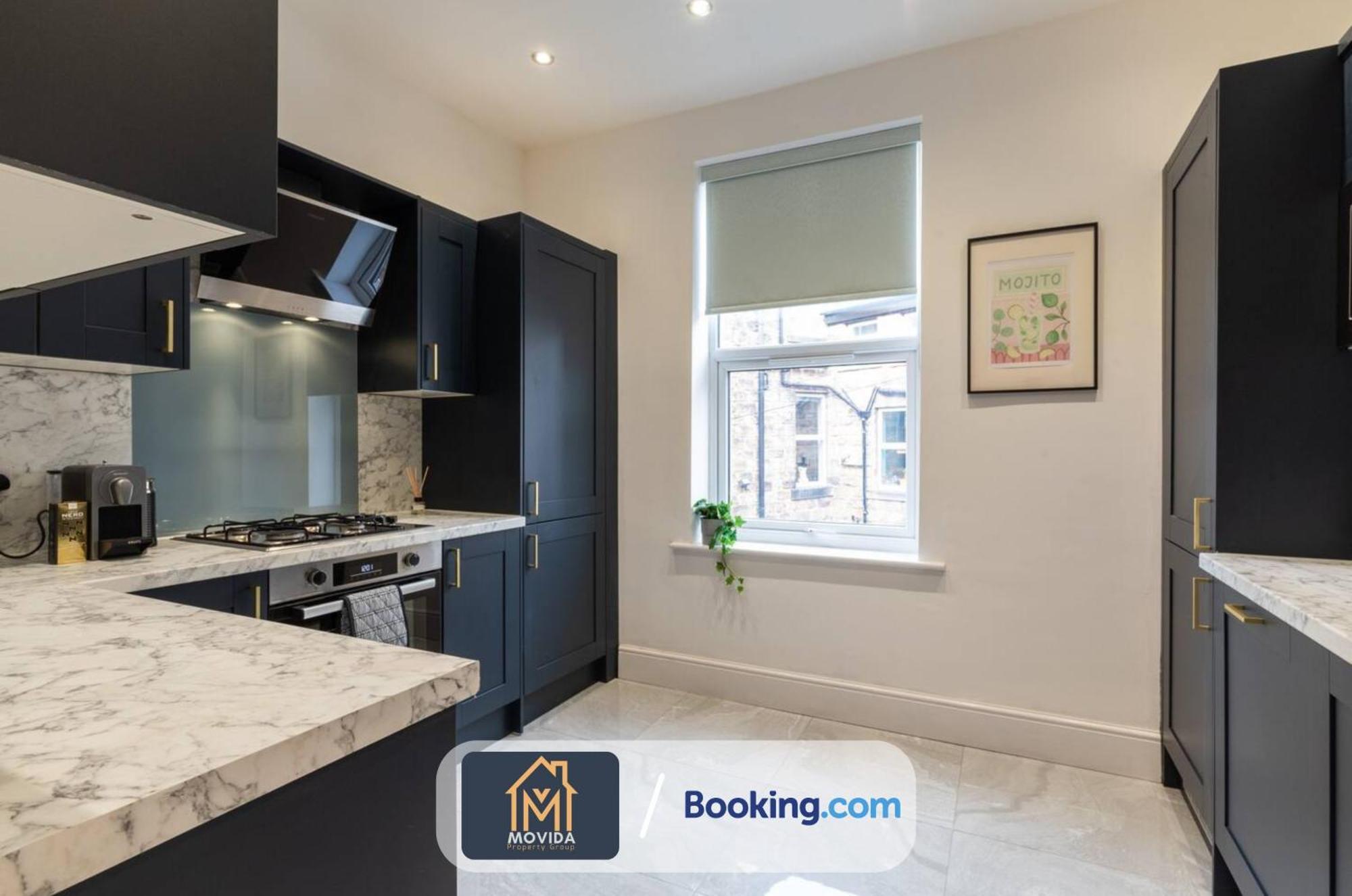Central Elegant Three Bed Duplex By Movida Property Group Short Lets & Serviced Accommodation Harrogate Exteriör bild