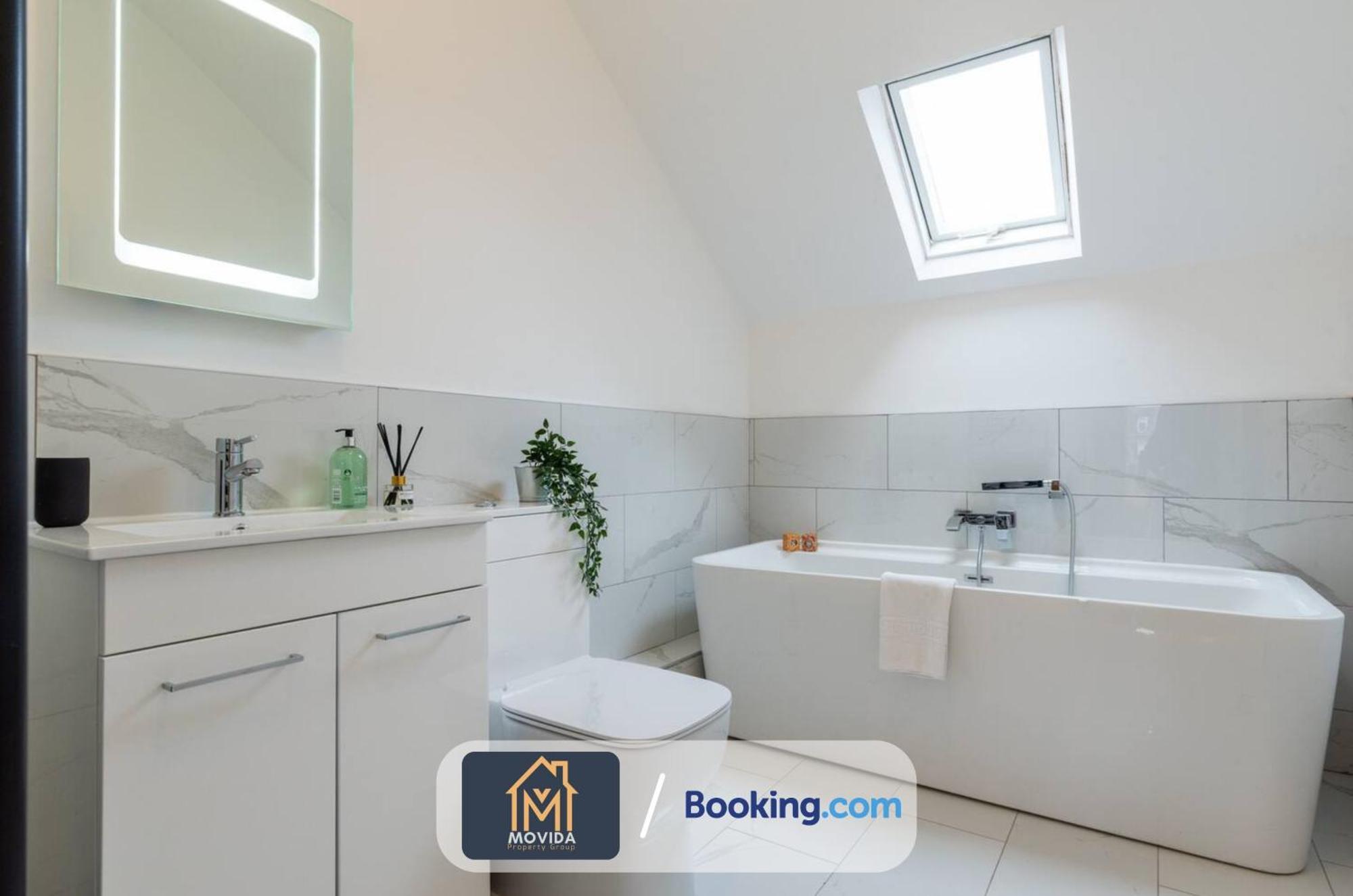 Central Elegant Three Bed Duplex By Movida Property Group Short Lets & Serviced Accommodation Harrogate Exteriör bild